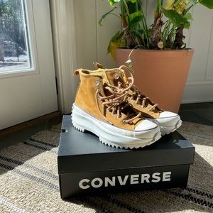 CONVERSE PLATFORM HIGHTOPS✨ never worn!!